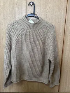 GU チャンキーニットハイネックセーター （長袖）Sサイズ ベージュ