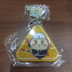 ちいかわラメアクリルキーホルダー　シーサー ちいかわベビーのオデです