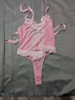 2562 ⭕️最高級品⭕️ ピンク レース ボディスーツ Tバック L