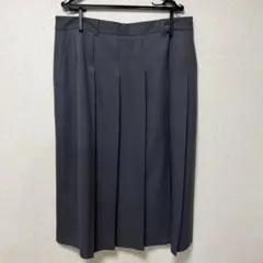 GU　人気のプリーツミディスカート　　　大きいサイズ　3XLグレー