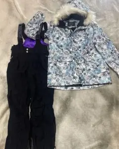 Item thumbnail for item cf027637-d321-4f23-a804-88874a180627