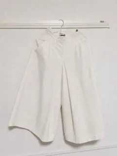 【UNIQLO × INES DE LA FRESSANGE】キュロットパンツのサムネイル
