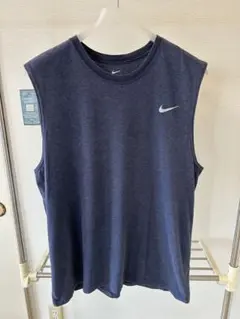 Nike ネイビー タンクトップ