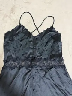 ZARA ブラック サテン キャミソール