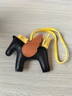 馬　チャーム　ペガサス　バッグチャーム