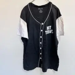 【1X・大きいサイズ】ON FIRE ベースボールシャツ風 半袖 トップス 黒
