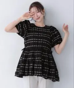 Fitmore シアーチェックパールネックトップス ネイビー フィットモア