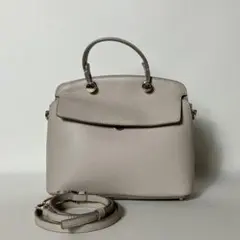 2510-125｜極美品｜フルラ パイパー 2WAYバッグ レザー グレージュ
