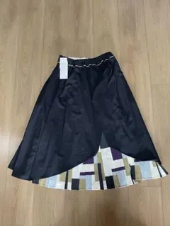 新品 Hunch フレアスカート Mサイズ ブラックのサムネイル