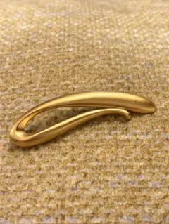 Monet（モネ）ヴィンテージ ブローチ ゴールドカラー