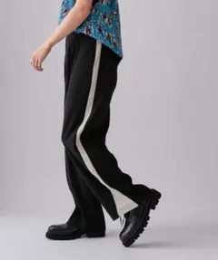Neucon 23SS サイドラインスラックスのサムネイル