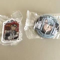 くら寿司×マッシュルコラボ　缶バッチ・アクリルステッカーセット