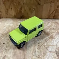 トミカ　スズキジムニー　ミニカー