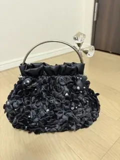 DIANA ダイアナ 黒小花パーティバッグのサムネイル