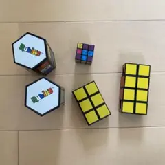 ルービックキューブ ５個セット