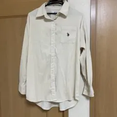 クリーム色 長袖ポロシャツ ポロロゴ刺繍