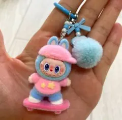 ラブブ らぶぶ Labubu キーホルダー 大人気らぶぶ　ストラップ