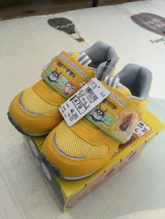 アンパンマン キッズシューズ 17.0cm イエロー