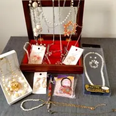 生前整理　遺品整理　ネックレス　イヤリング　ゴールド　シルバー　ジュェリー　真珠
