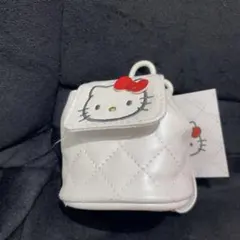 キティ　ミニチュアキルト　リュック形ミニポーチ　ホワイト