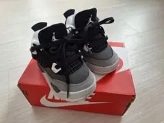 NIKE Jordan 4 キッズスニーカーのサムネイル
