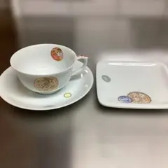 深川製磁　寿赤絵　丸紋　ティーカップ&ソーサー　角皿セット