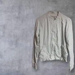 ホワイト ジップアップジャケット