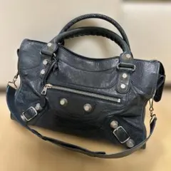 VALENCIAGA ジャイアントシティのサムネイル