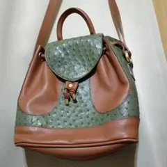 グリーンのオーストリッチ風レザーショルダーバッグ