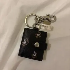 COACH 花柄 キーホルダー付きカードケース