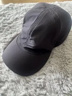 Lululemon 黒キャップ