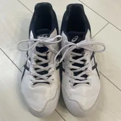 asics スパイク ホワイト/ネイビー