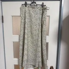 ゴールデンウィーク値下げ　ユニクロ　Lサイズ　フレアスカート