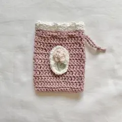 編み物　お花の巾着ポーチ　ピンク　ホワイト