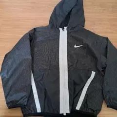 Nike フード付きジャケット ブラック/グレー