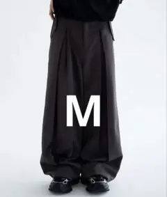 【EPNK】バーティカルワイドタックスラックスチャコールグレー Mサイズ 完売品のサムネイル