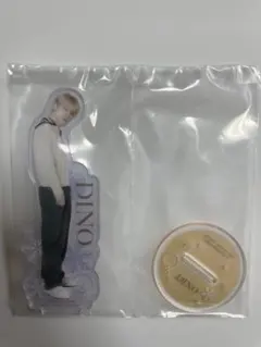 一番くじ ディノ アクスタ