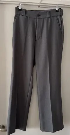数時間だけ値下げしますTHE SHINZONEシンゾーン　グレーストレートパンツ