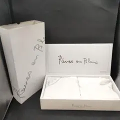 Rêves en Blanc 刺繍入りシーツセット - メルカリ