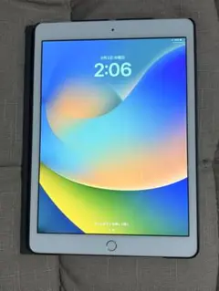 Apple iPad 10.2インチ 第7世代 Wi-Fi+Cellular