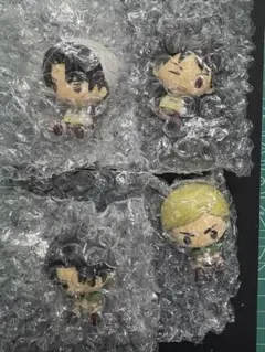 一番くじ　進撃の巨人～壁の外の世界～　ちょこのっこ　4種　おまけ付き