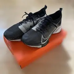 NIKE AIR ZOOM TEMPO NEXT%