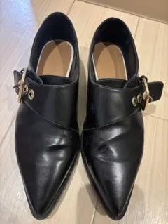 ZARA バックル付きポインテッドトゥ ローファー　ザラ