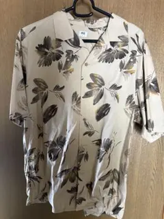 UNIQLO 半袖シャツ オープンカラー 花柄 ベージュ S