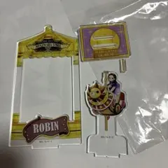 ワンピース ロビン アクリルスタンド 破損あり 麦わらストア 13周年