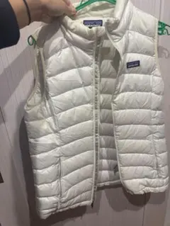 patagonia ホワイト ダウンベスト