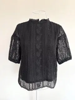 黒 レース編み 半袖トップス