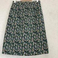 花柄ひざ丈スカート