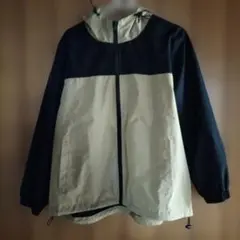 カジュアルフード付きジャケット ベージュ×黒　ジャンバー　アウター　4 L
