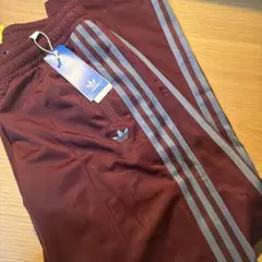 新品 adidas Originals トラックパンツ　ジェンダーニュートラル
